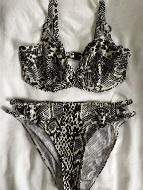 Bravissimo Underwire Two-Piece Bikini in Snake Print